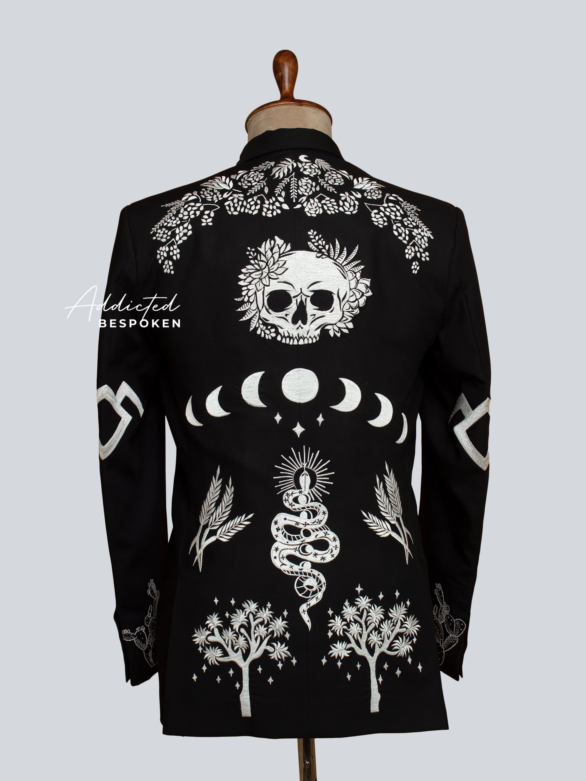 Black Skull Embroidered Suit