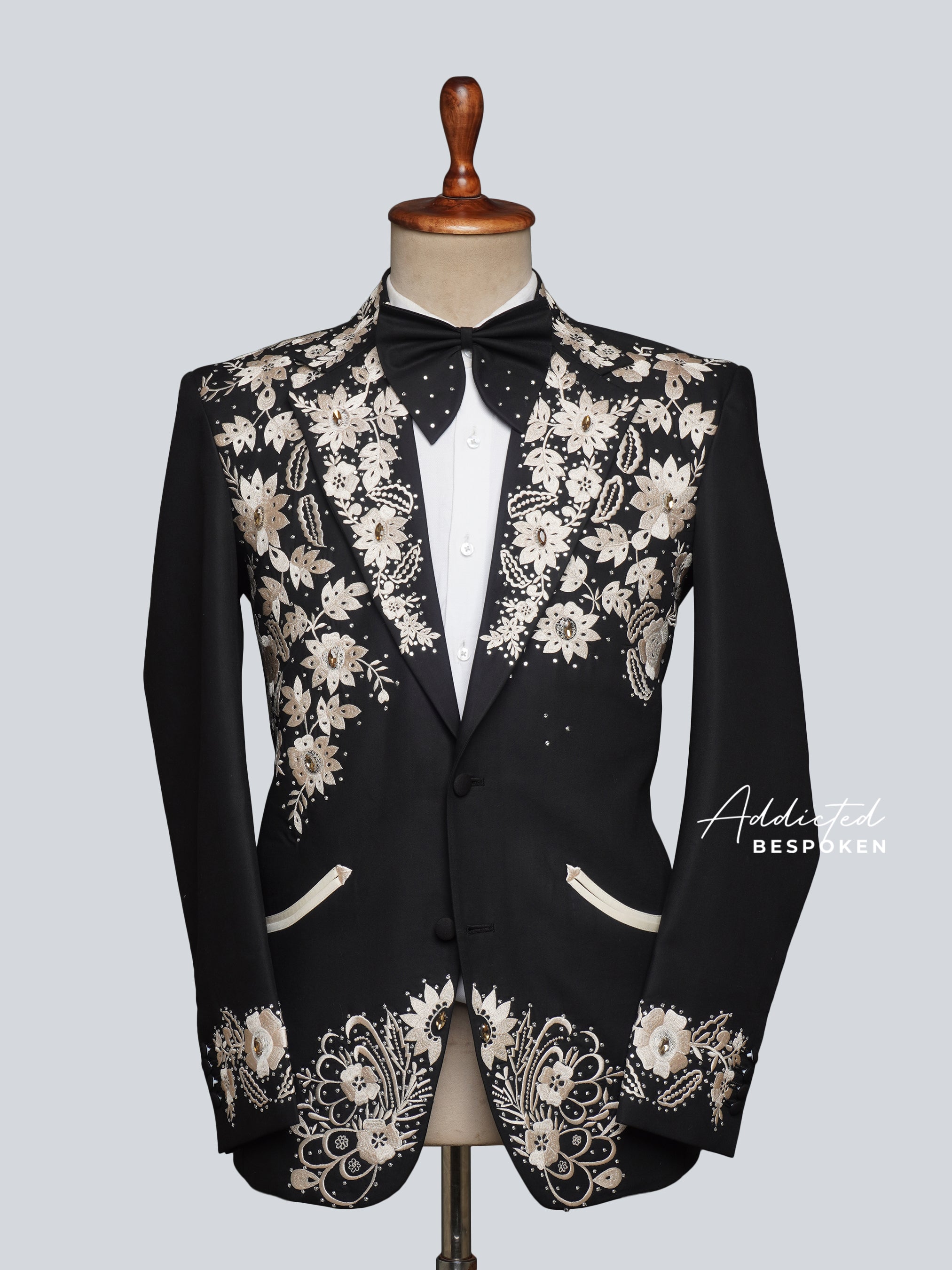 Embroidered Elegance Blazer