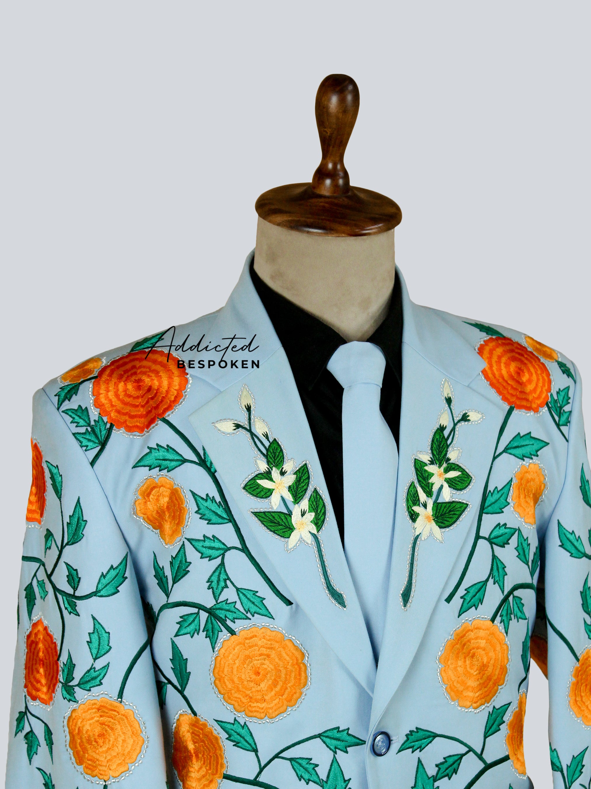 Floristic Embroidered Suit