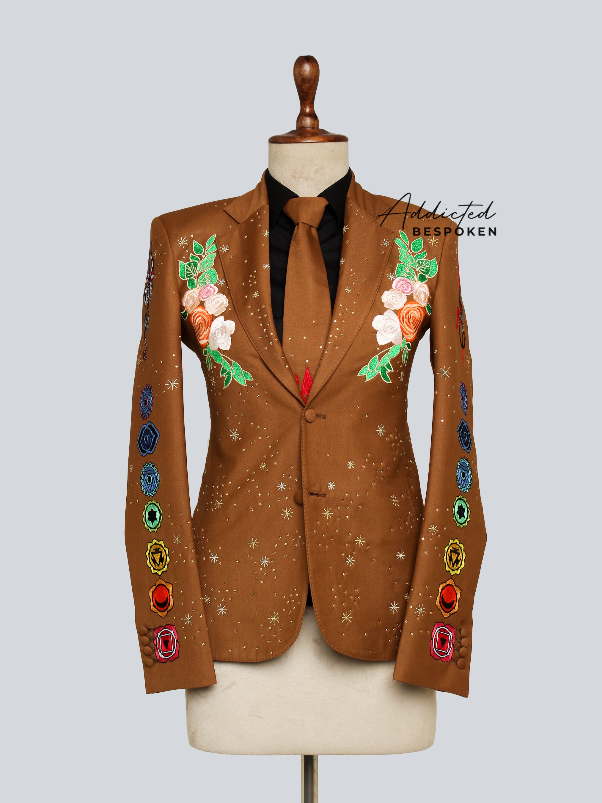 Western Suit, Embroidered Western Suits, Bespoke Wedding Suits, Wedding suits, Modern Groom Attire.