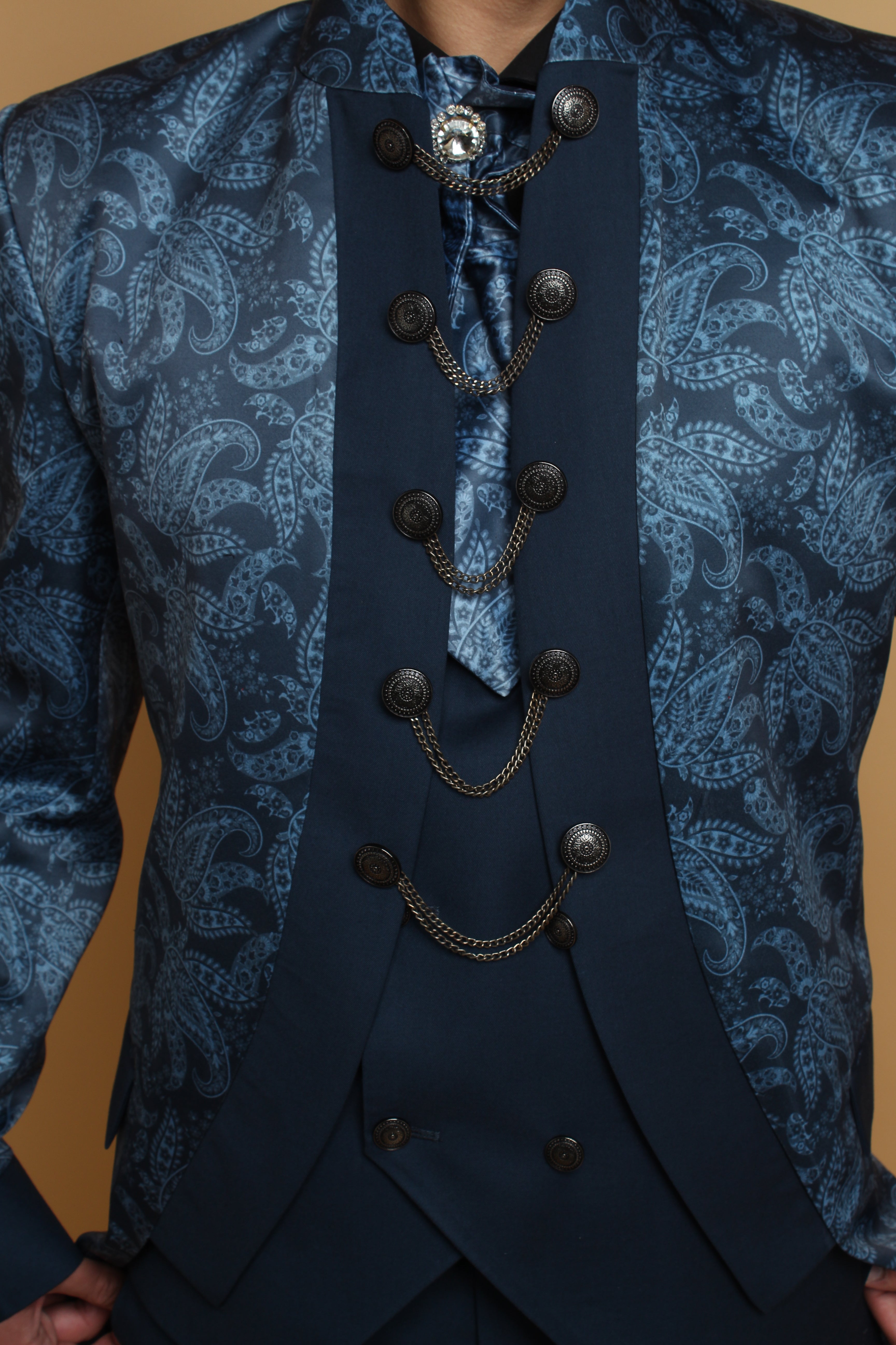 Printed Nobleman Ensemble