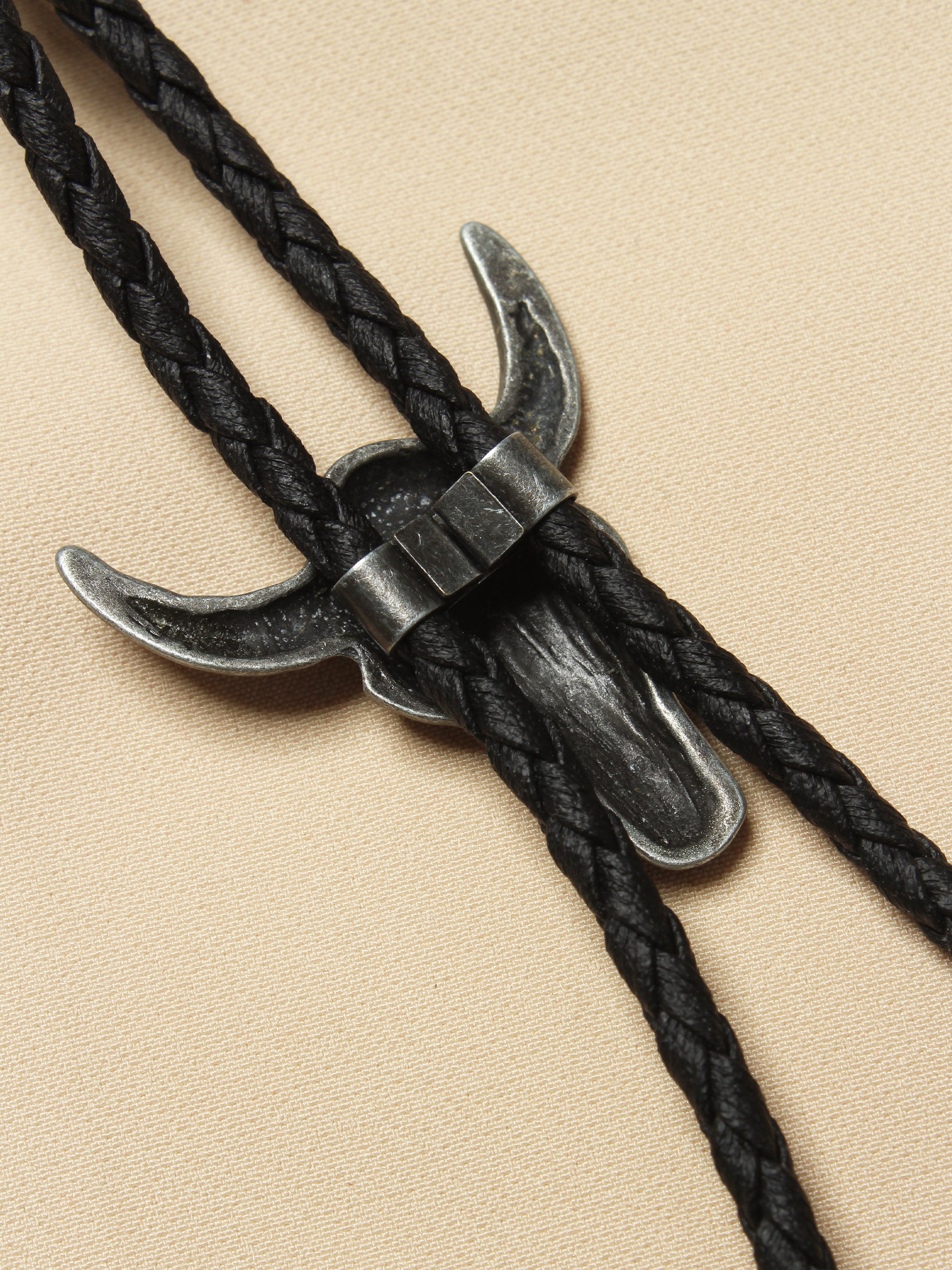 Bull Head Bolo Tie