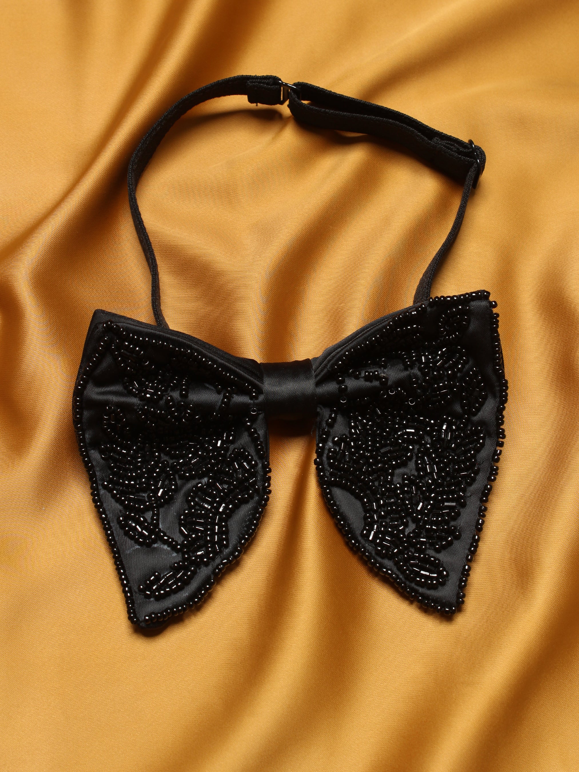 Refined Butterfly Bowtie