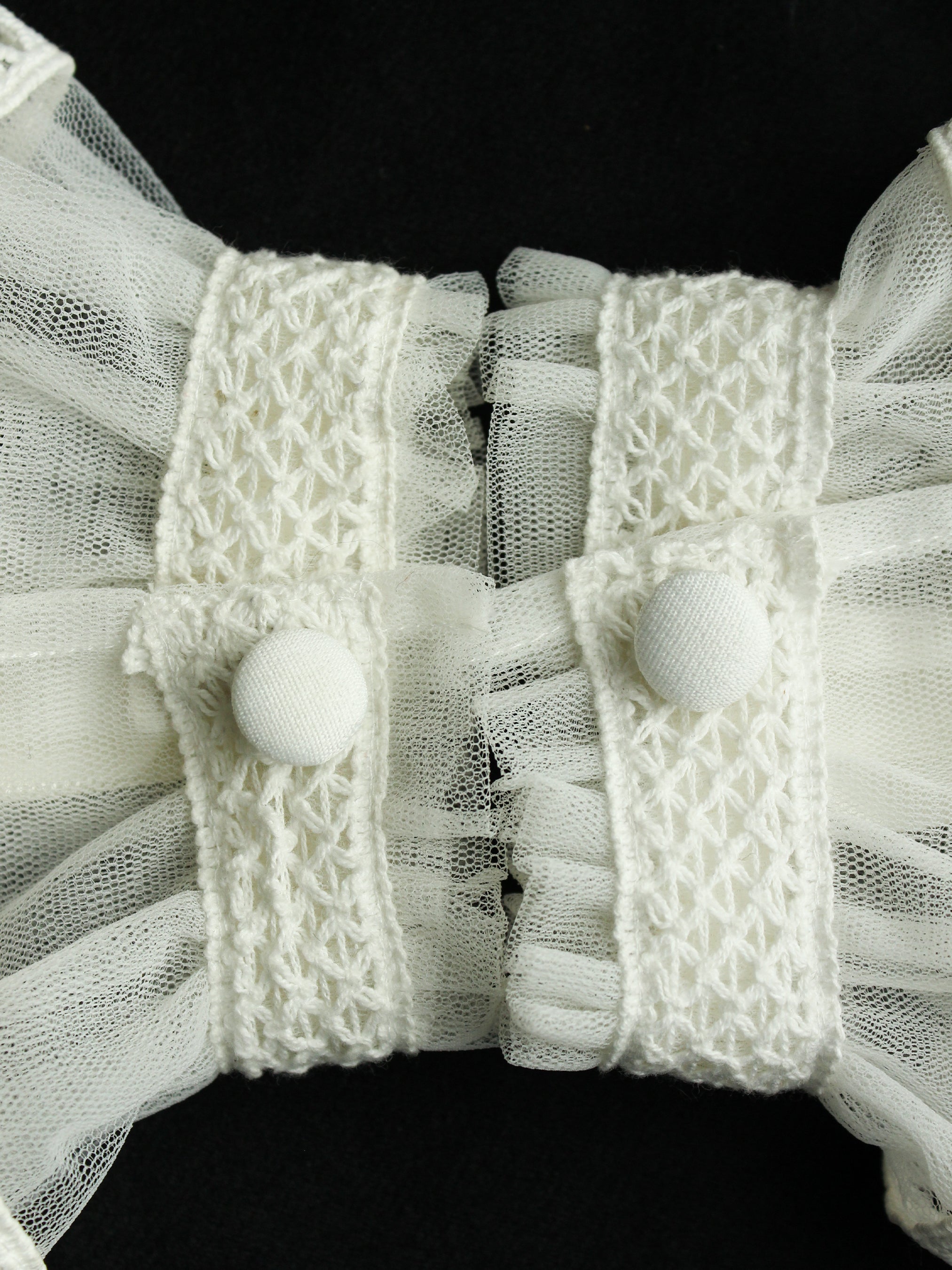 Lace Net Rococo Cuffs