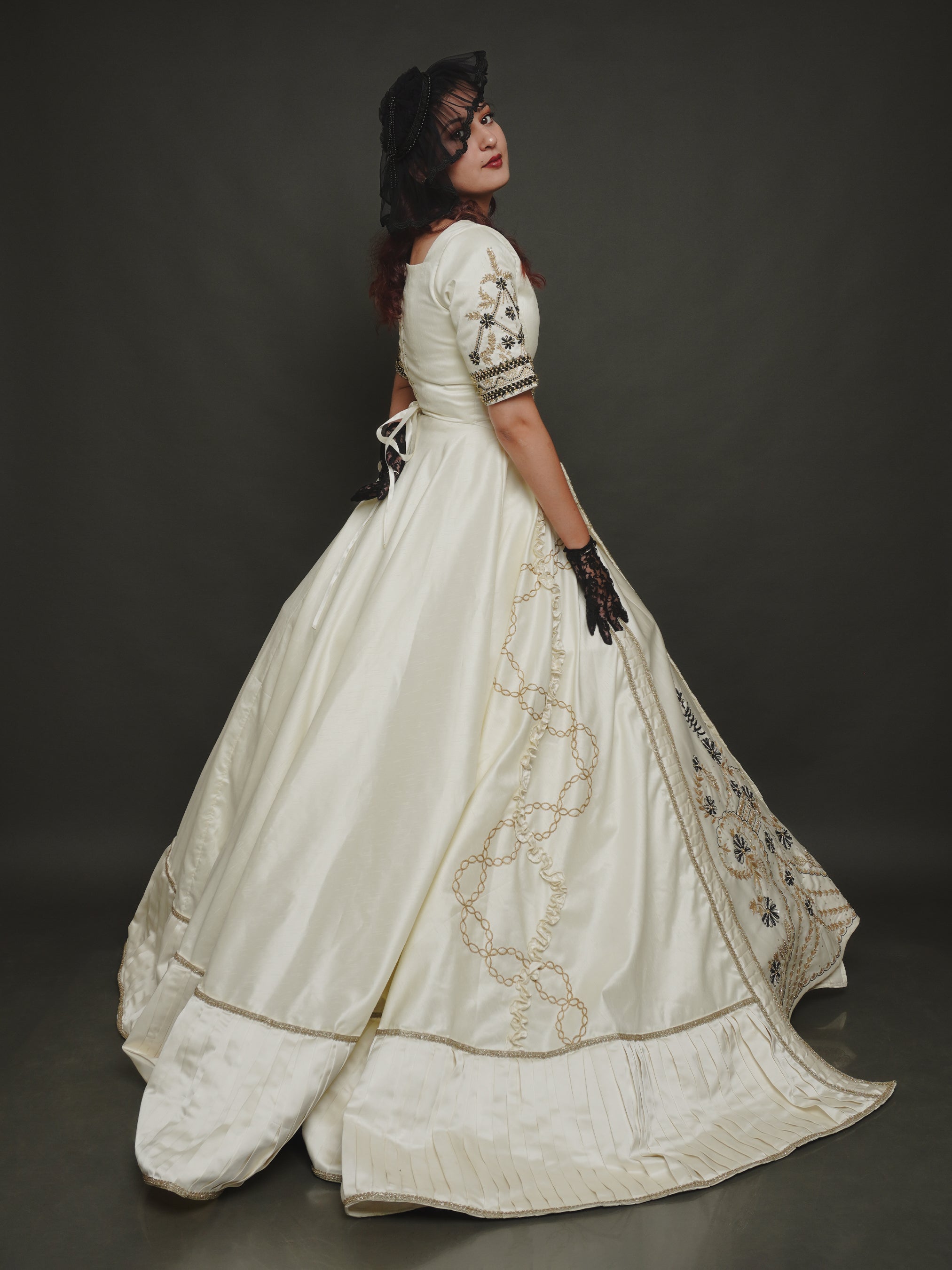 The Dutchess Dream | Victorian Gown