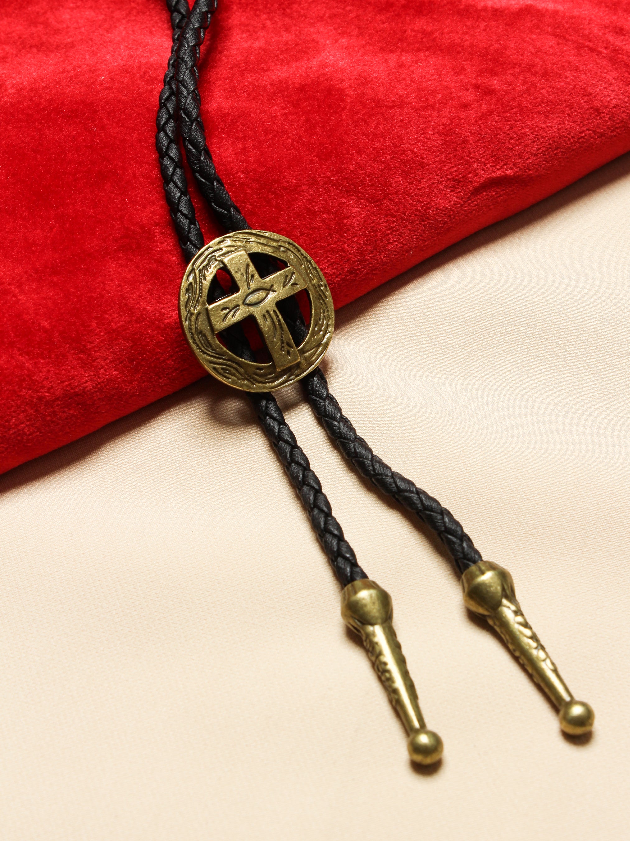 Iconic Cowboy Western Bolo Tie