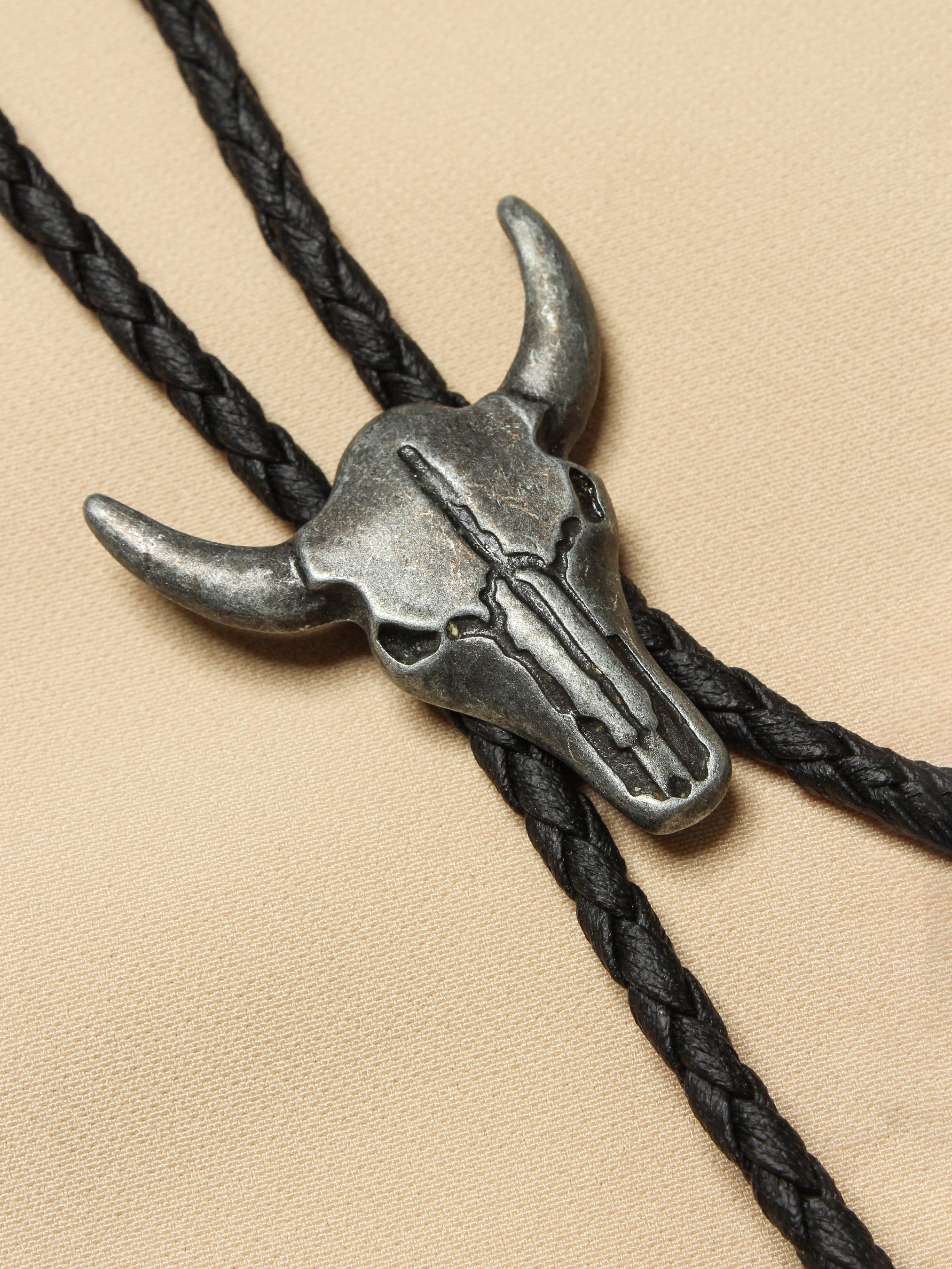 Bull Head Bolo Tie