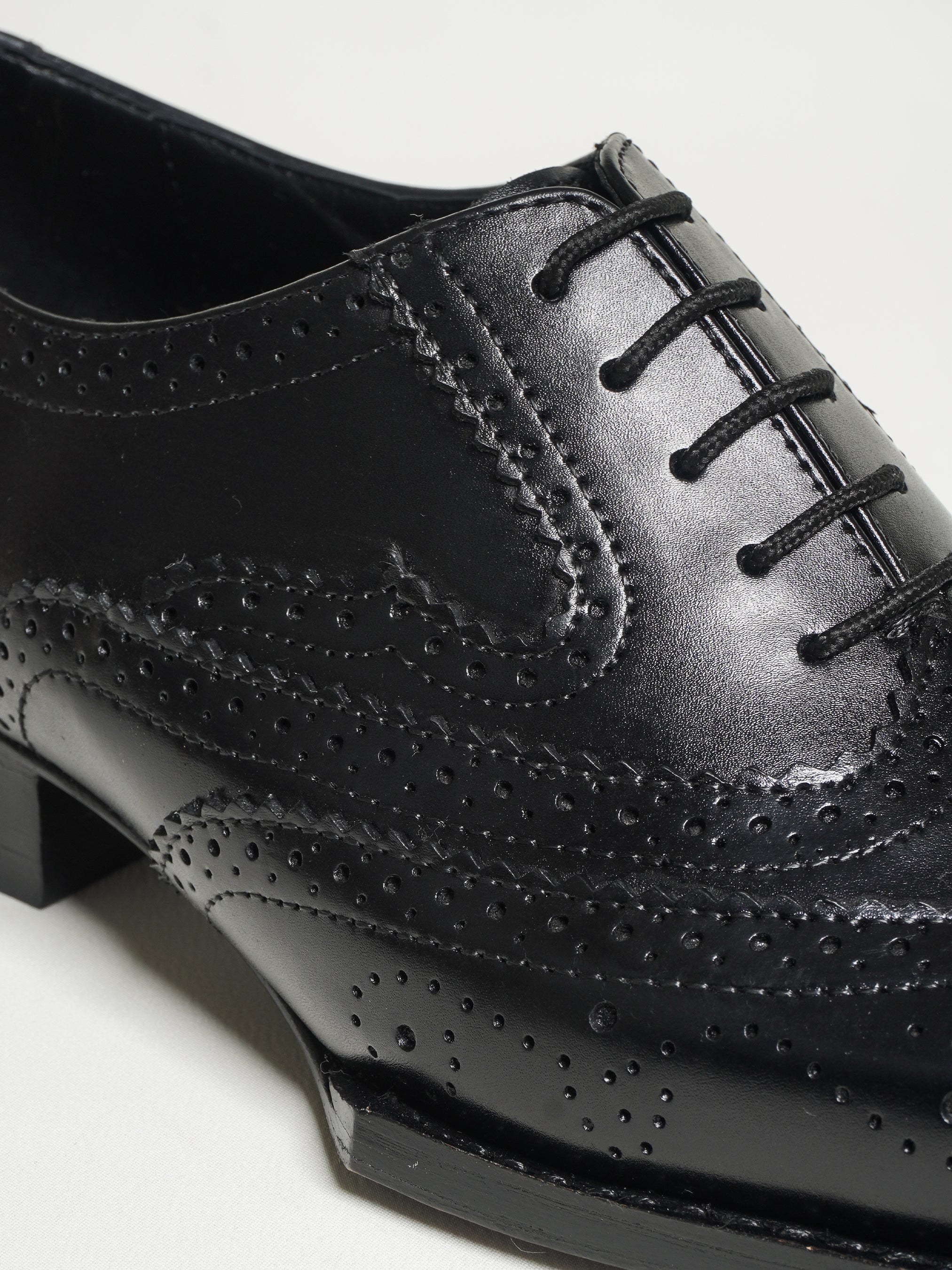 The Wingtip Brogues