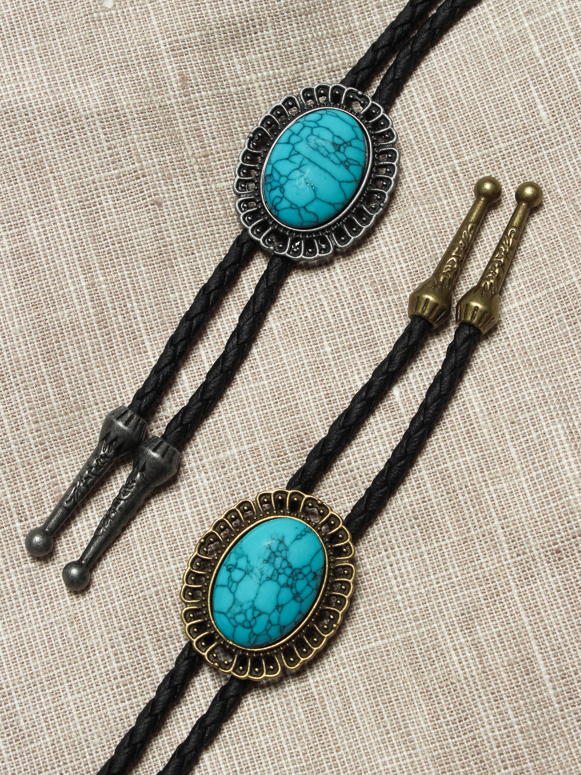 Oval Turquoise Gem Bolo Tie