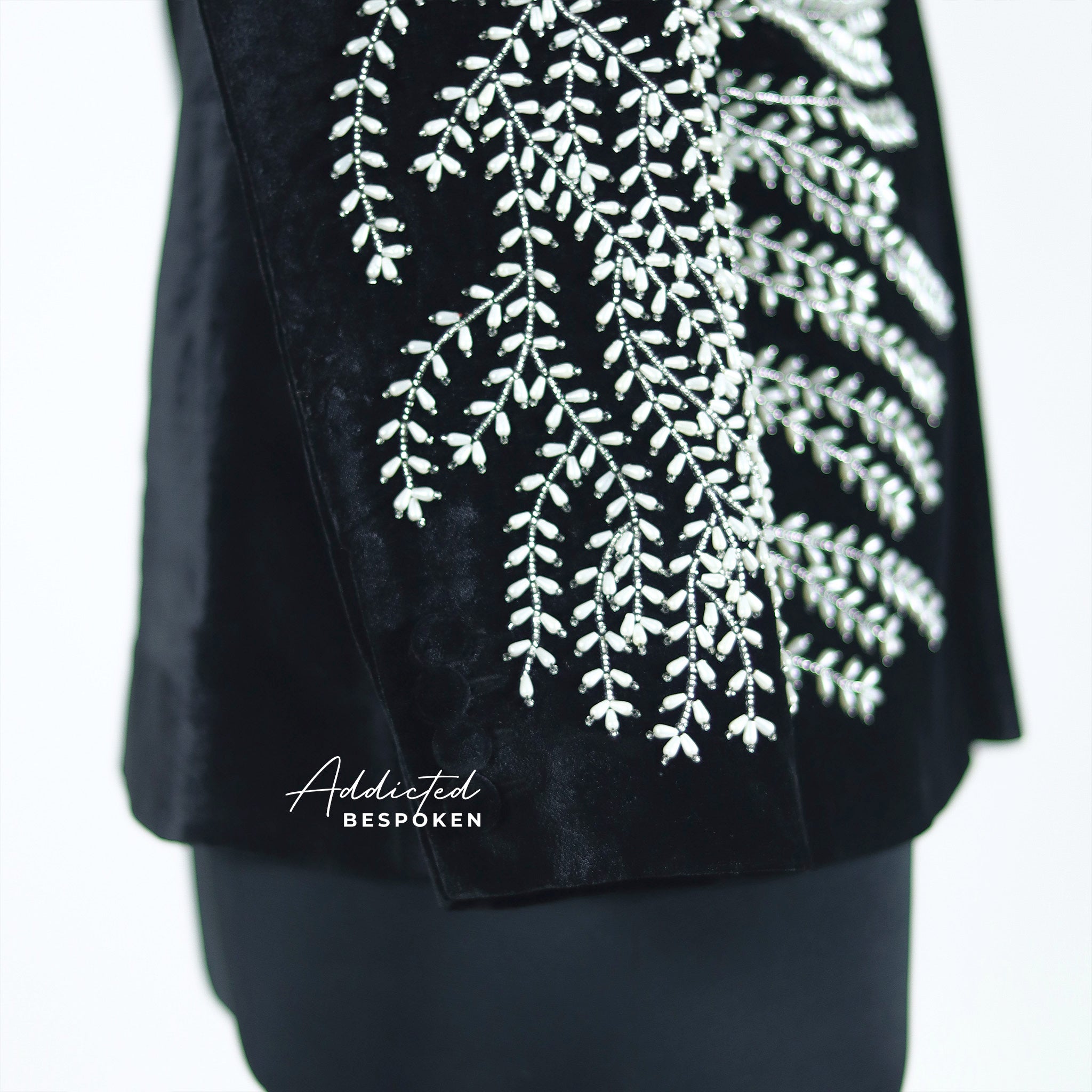 Embroidered full sleeves